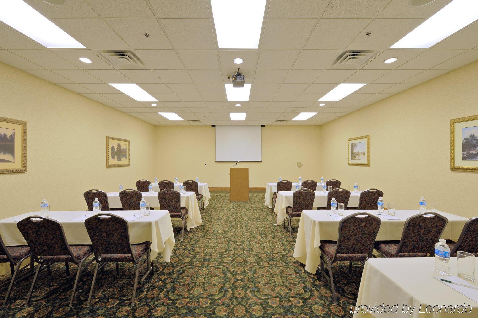 Country Inn & Suites By Radisson, Lincoln North Hotel And Conference Center, Ne Удобства фото