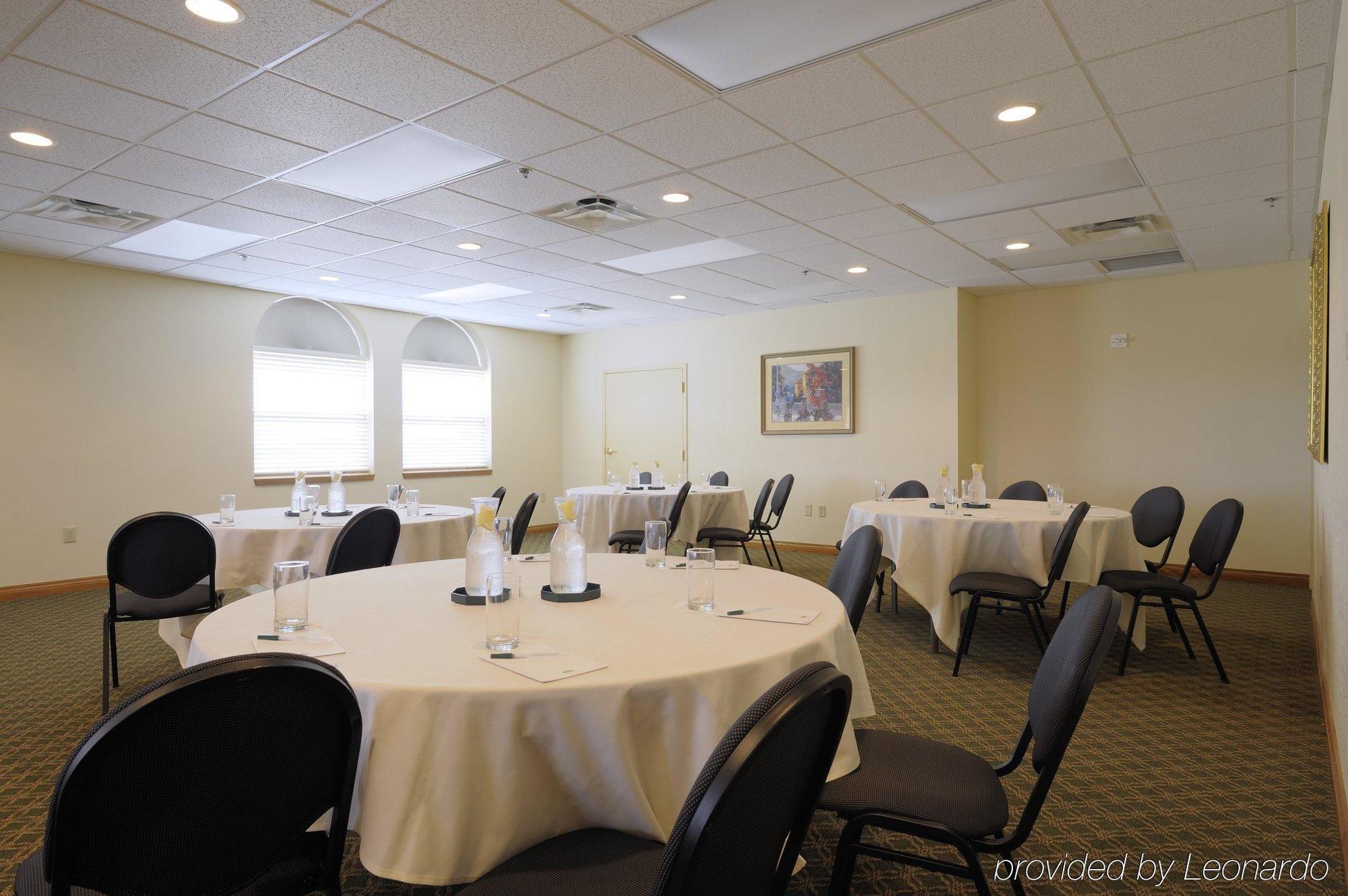 Country Inn & Suites By Radisson, Lincoln North Hotel And Conference Center, Ne Удобства фото